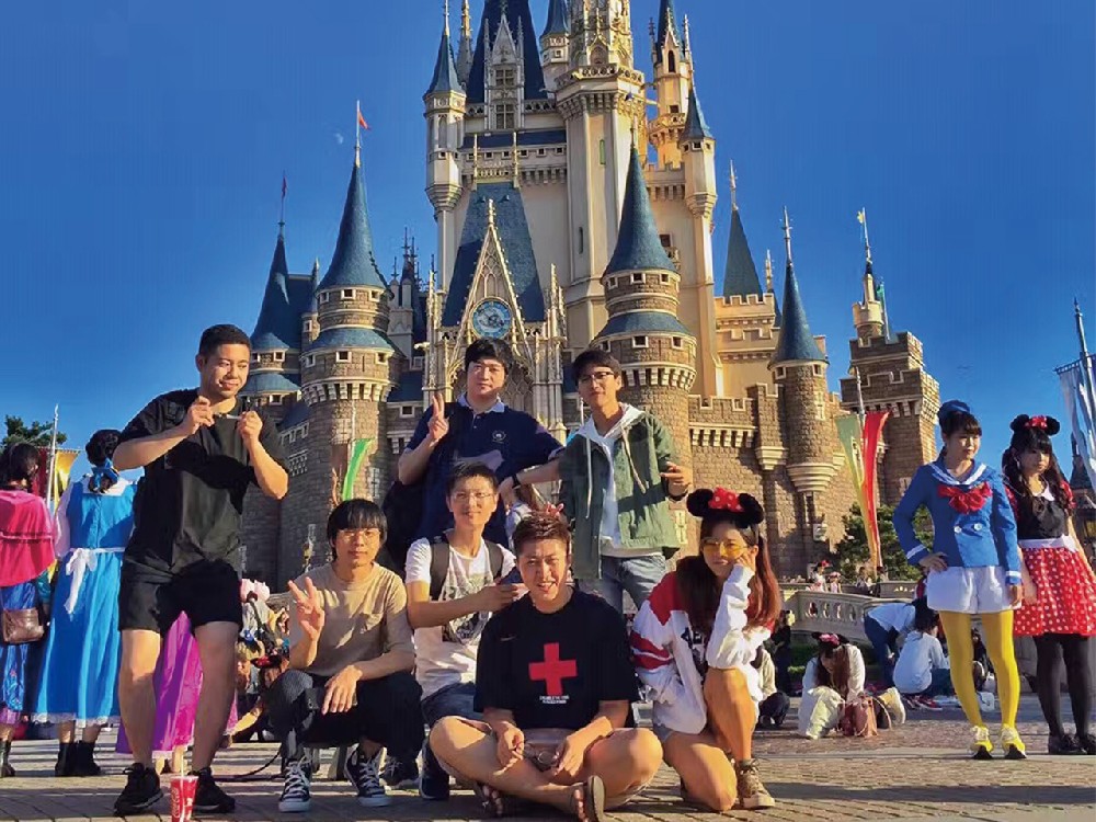 迪士尼乐园游玩